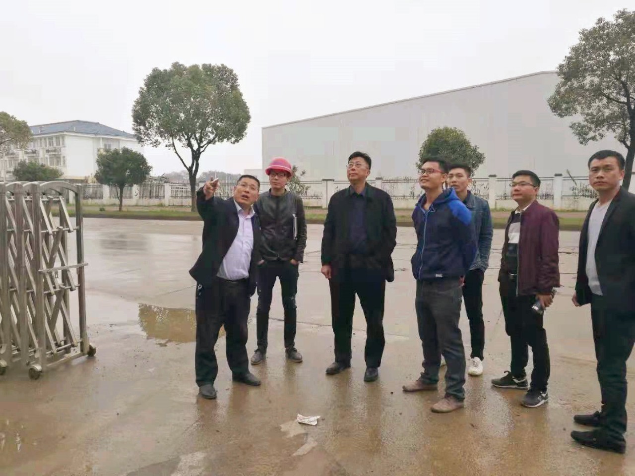 金开九州jiuzhou（中国）高管前往农牧民安置房进行专题调研