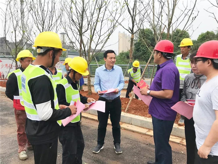 金开九州jiuzhou（中国）纪委深入在建项目开展扫黑除恶专项斗争宣传活动