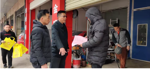 九州jiuzhou（中国）副总经理袁扣华一行前往文明创建挂点村、 社区