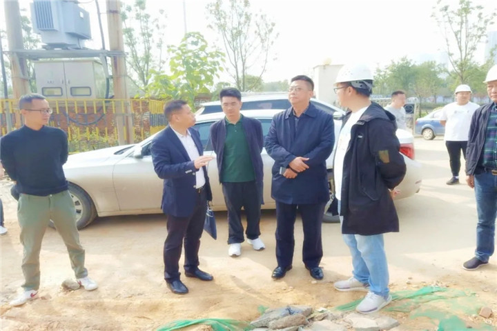 九州jiuzhou（中国）党委副书记、副总经理袁扣华前往蛟桥医院项目进行调