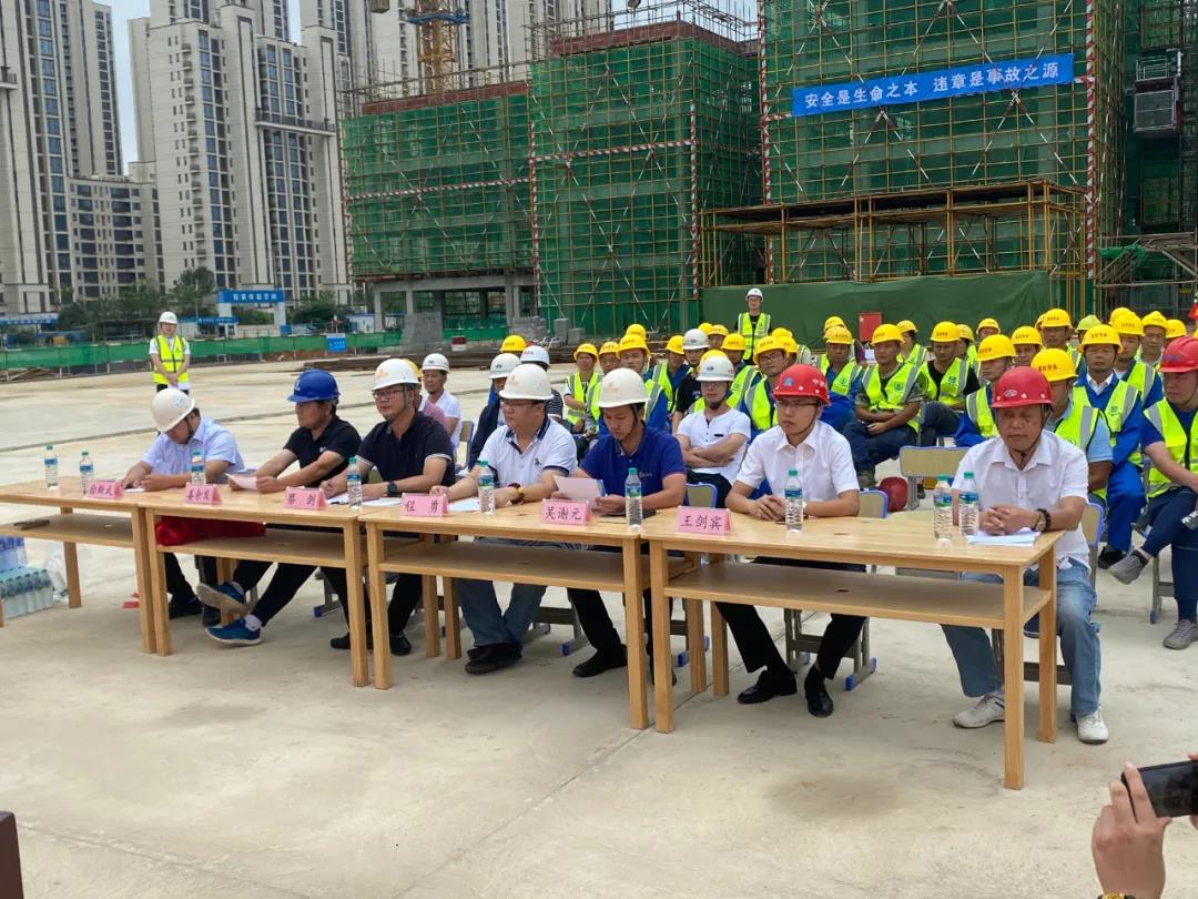 金开九州jiuzhou（中国）联合中建五局开展“高处坠落应急救援演练”活动