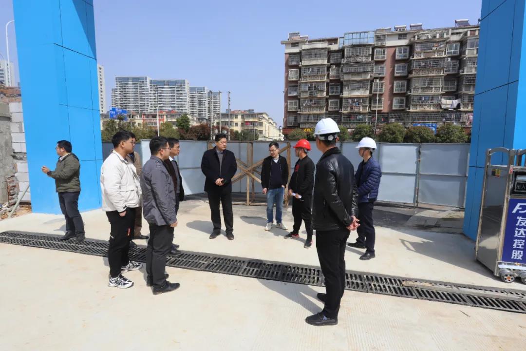 九州jiuzhou（中国）党委书记、董事长谢荣华调度九州jiuzhou（中国）重大重点建设项目